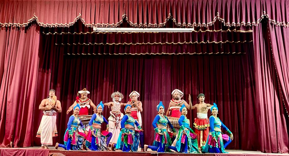 Kandyan culturele dansshow Kandyan culturele dansshow